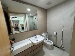 The Lakefront Residences (D22), Condominium #558892501